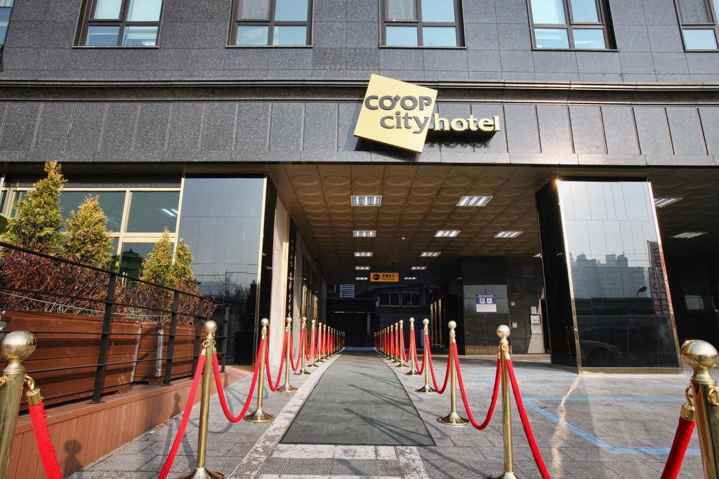 Coop City Hotel Oryu Station Seoul Exteriör bild