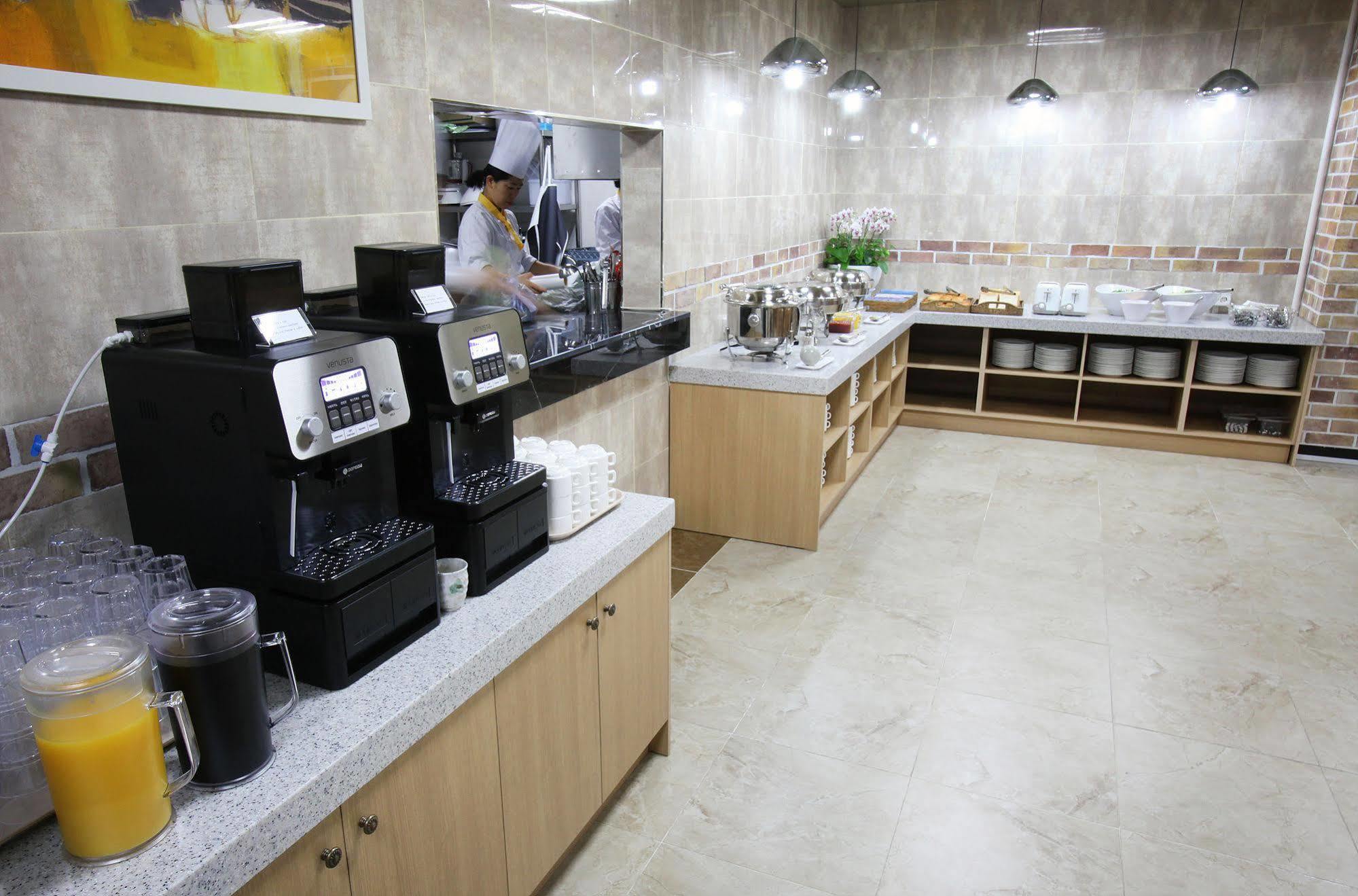 Coop City Hotel Oryu Station Seoul Exteriör bild